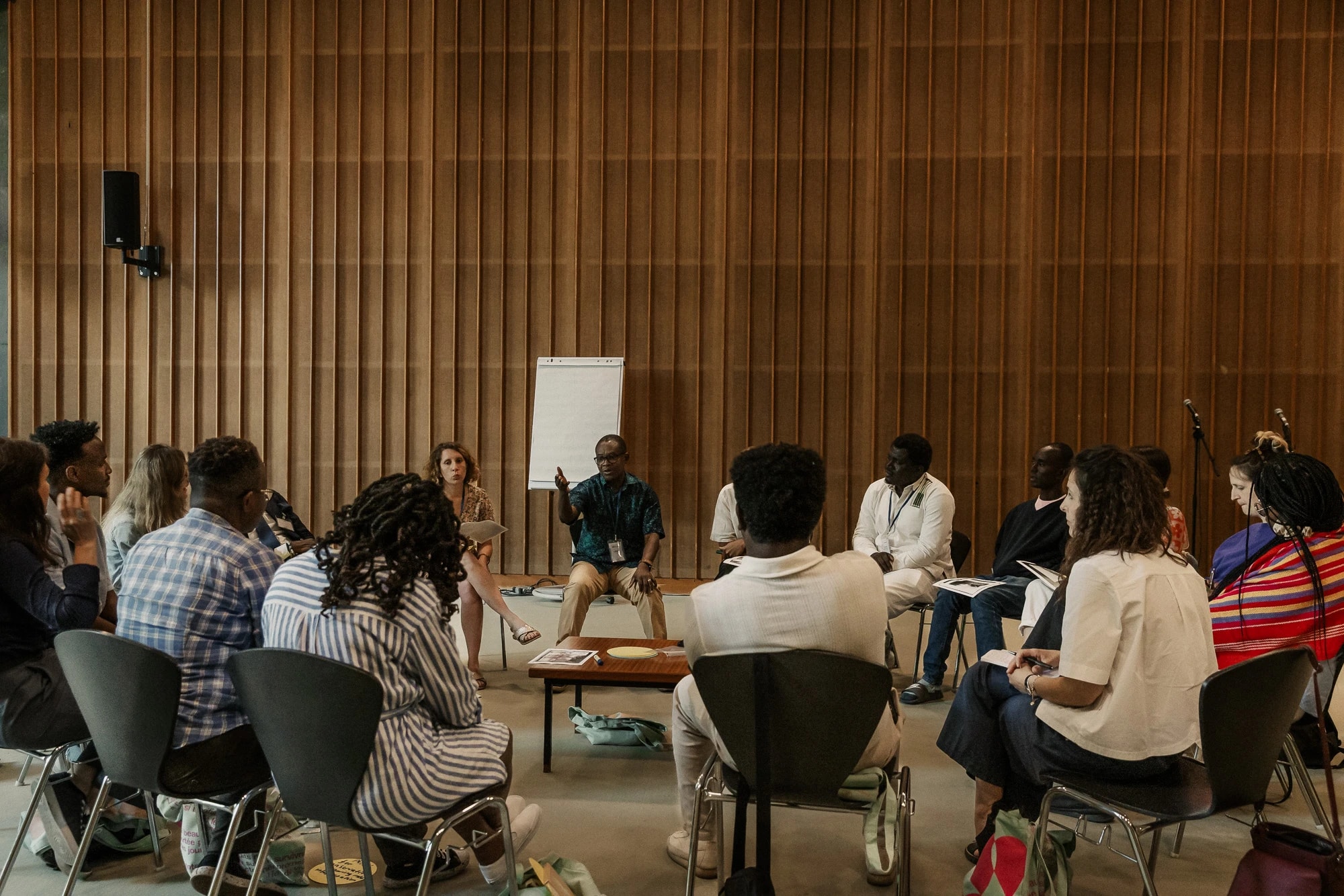 group of fellows in a workshop at HKW